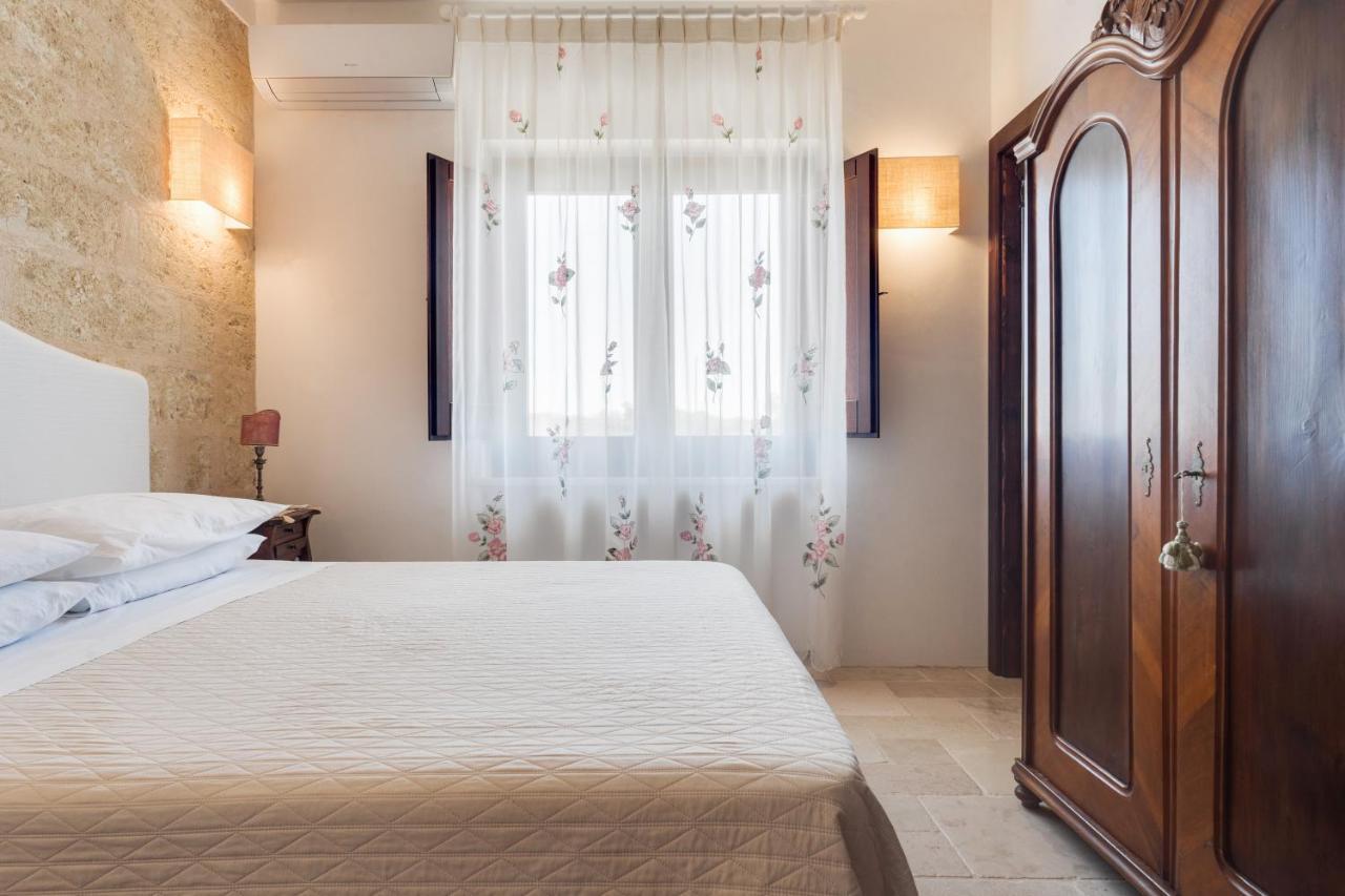 Le Lantane - Luxury Rooms アレッサーノ エクステリア 写真